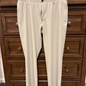 Under Armour Men's Light Tan Chinos
